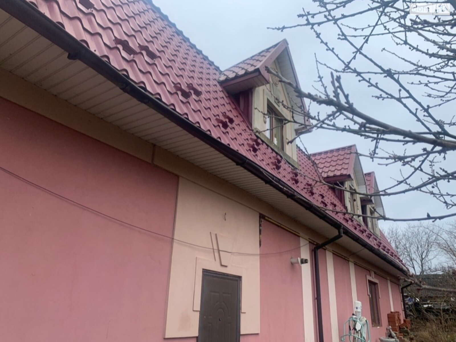 Продажа части дома в Черновцах, улица Кобзарская, район Кемпинг, 10 комнат фото 1