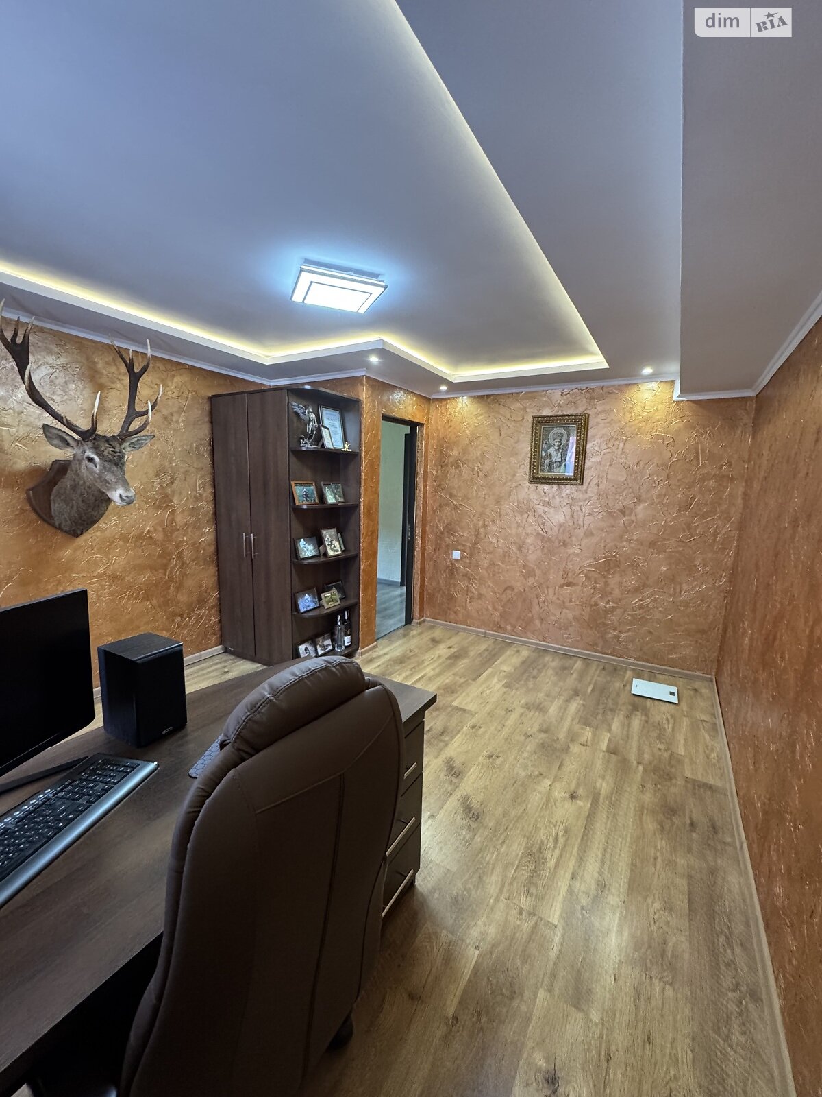 двухэтажный дом с балконом, 108 кв. м, кирпич. Продажа в Черновцах район Кемпинг фото 1 двухэтажный дом с балконом, 108 кв. м, кирпич. Продажа в Черновцах район Кемпинг фото 1