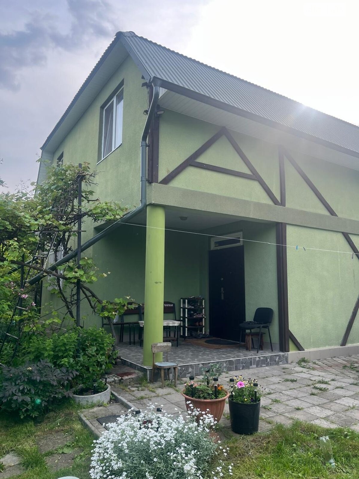 двухэтажный дом, 105 кв. м, кирпич. Продажа в Черновцах район Клокучка фото 1
