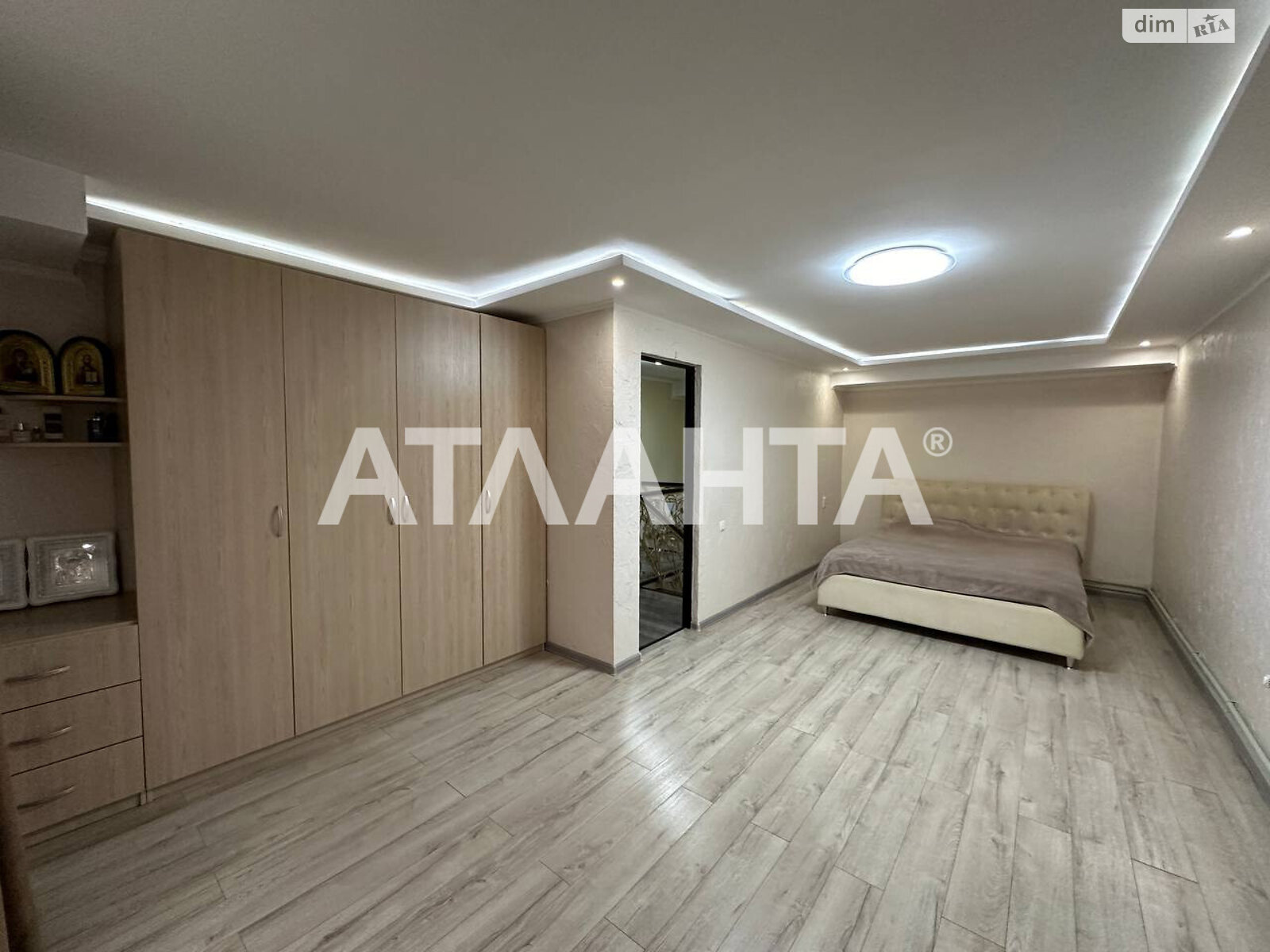 двухэтажный дом, 107.4 кв. м, кирпич. Продажа в Черновцах район Первомайский фото 1 двухэтажный дом, 107.4 кв. м, кирпич. Продажа в Черновцах район Первомайский фото 1