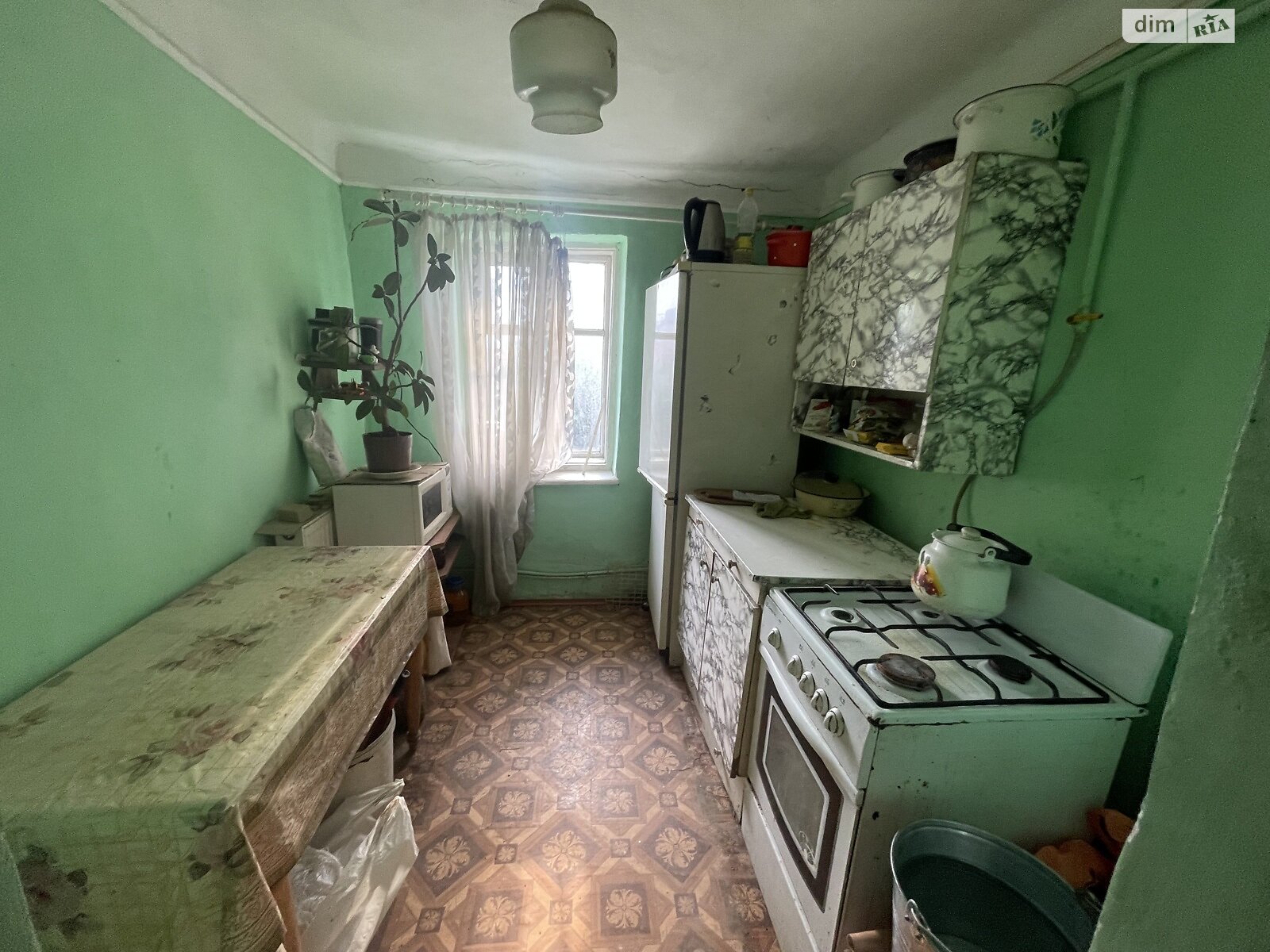 одноэтажный дом, 41.5 кв. м, кирпич саманный. Продажа в Черновцах район Первомайский фото 1 одноэтажный дом, 41.5 кв. м, кирпич саманный. Продажа в Черновцах район Первомайский фото 1