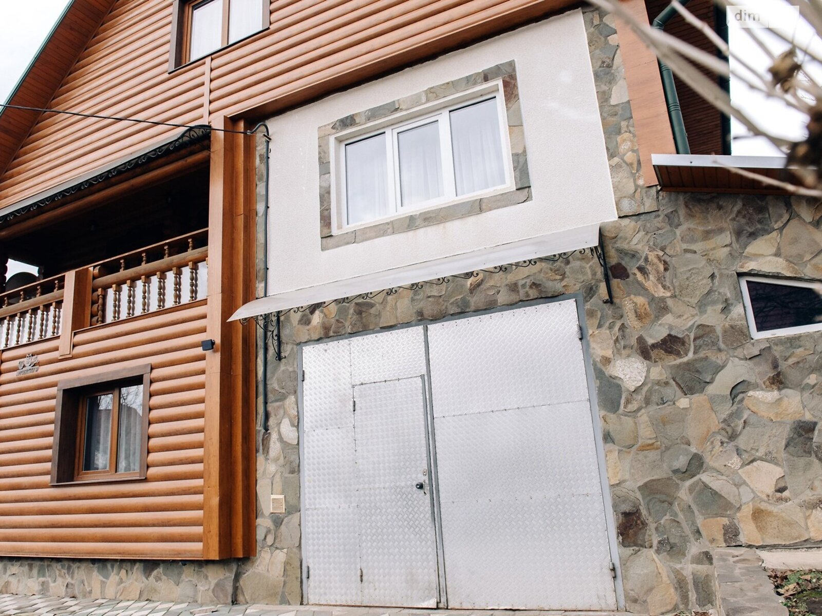 двухэтажный дом с ремонтом, 199 кв. м, сруб. Продажа в Черновцах район Роша фото 1