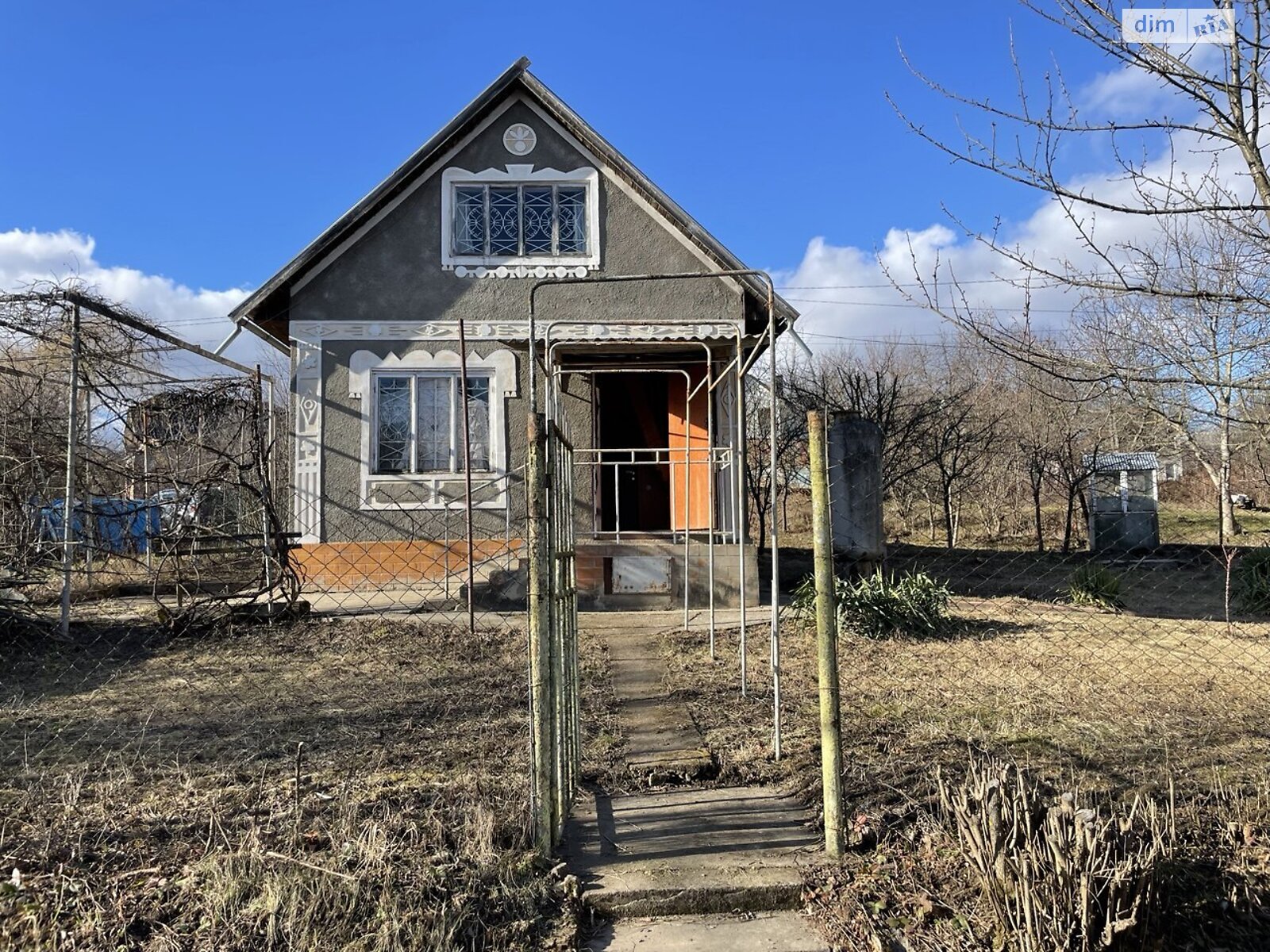 двухэтажный дом с мансардой, 76.1 кв. м, кирпич. Продажа в Черновцах район Роша фото 1 двухэтажный дом с мансардой, 76.1 кв. м, кирпич. Продажа в Черновцах район Роша фото 1