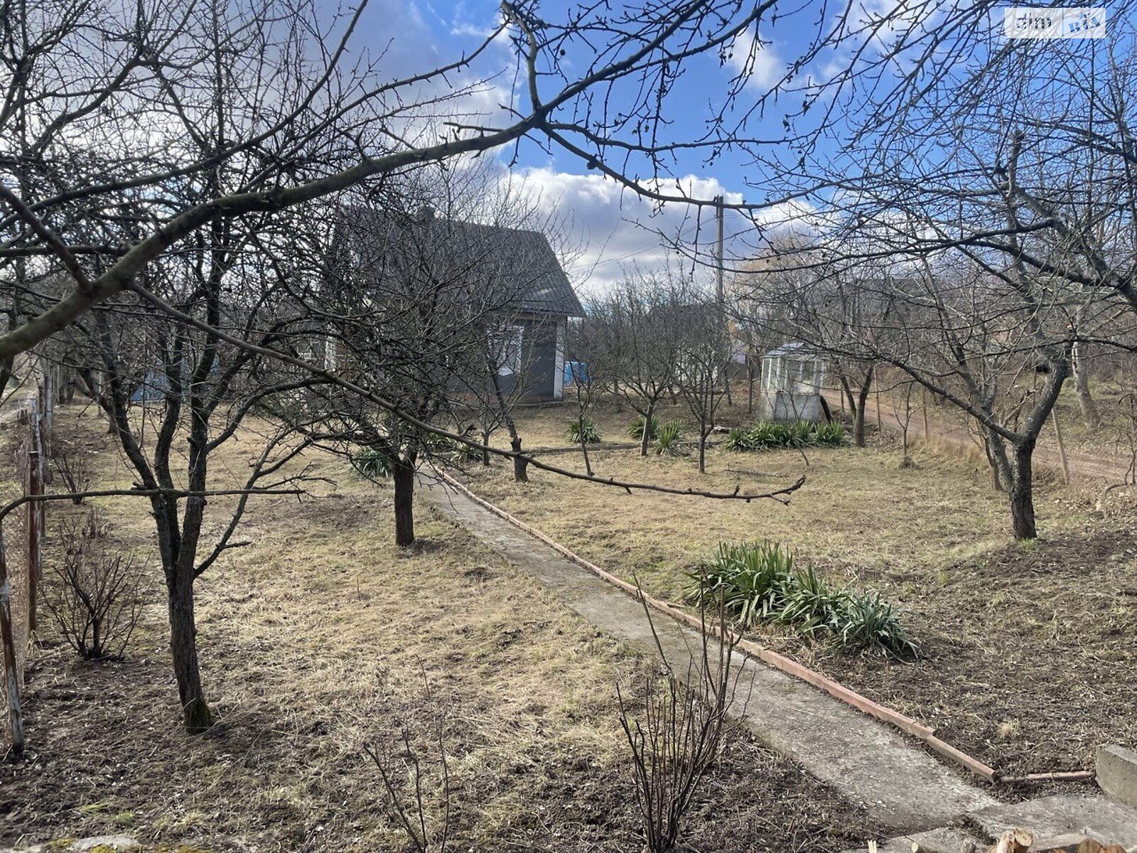 двухэтажный дом с мансардой, 76.1 кв. м, кирпич. Продажа в Черновцах район Роша фото 1 двухэтажный дом с мансардой, 76.1 кв. м, кирпич. Продажа в Черновцах район Роша фото 1