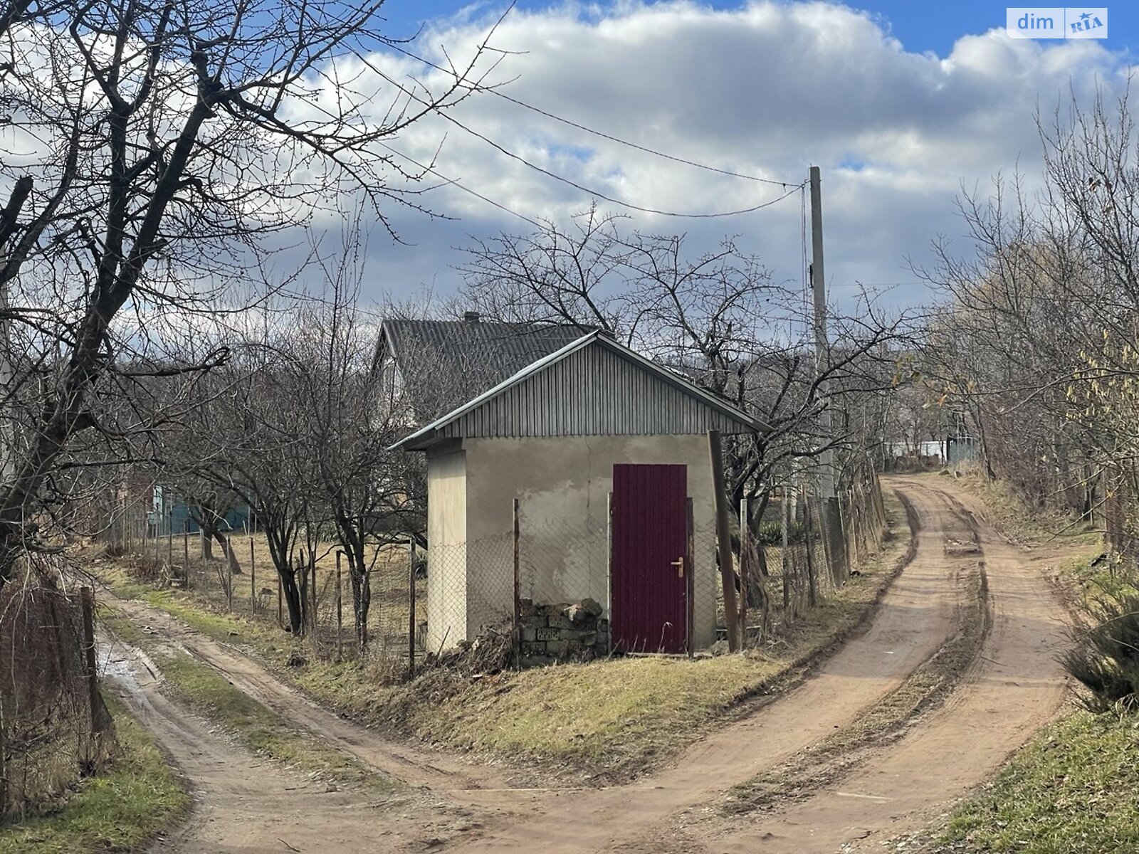 двухэтажный дом с мансардой, 76.1 кв. м, кирпич. Продажа в Черновцах район Роша фото 1 двухэтажный дом с мансардой, 76.1 кв. м, кирпич. Продажа в Черновцах район Роша фото 1