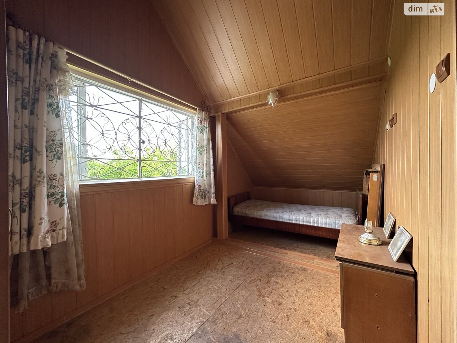 двухэтажный дом с мансардой, 76.1 кв. м, кирпич. Продажа в Черновцах район Роша фото 1 двухэтажный дом с мансардой, 76.1 кв. м, кирпич. Продажа в Черновцах район Роша фото 1