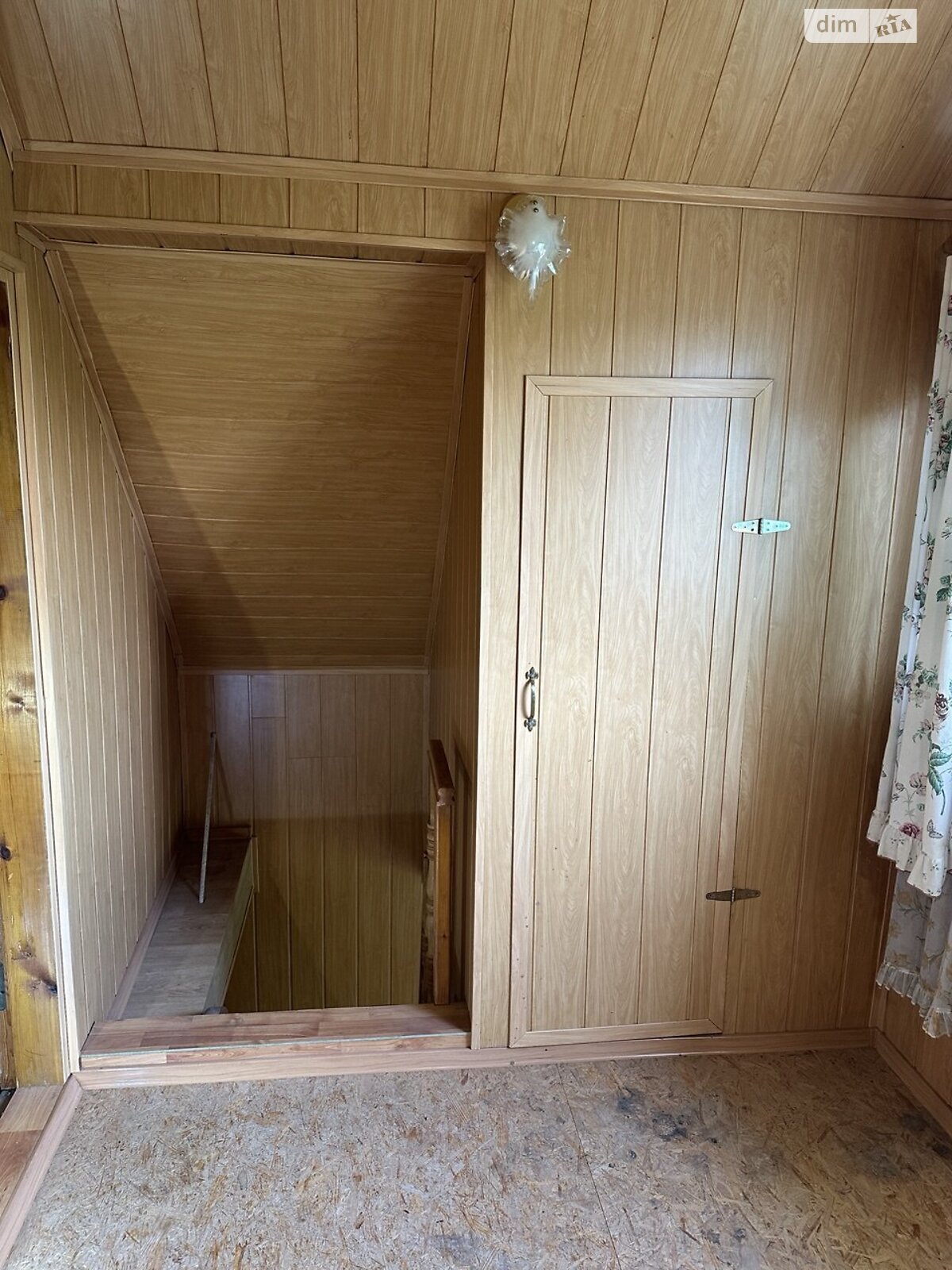 двухэтажный дом с мансардой, 76.1 кв. м, кирпич. Продажа в Черновцах район Роша фото 1 двухэтажный дом с мансардой, 76.1 кв. м, кирпич. Продажа в Черновцах район Роша фото 1