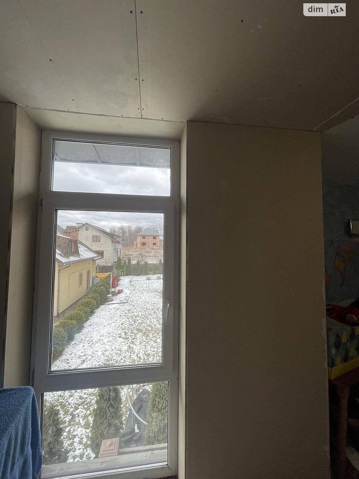 двоповерховий будинок з гаражем, 248 кв. м, цегла. Продаж в Чернівцях, район Роша фото 1 двоповерховий будинок з гаражем, 248 кв. м, цегла. Продаж в Чернівцях, район Роша фото 1