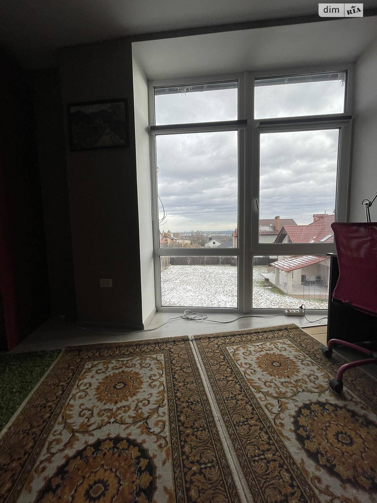 двоповерховий будинок з гаражем, 248 кв. м, цегла. Продаж в Чернівцях, район Роша фото 1 двоповерховий будинок з гаражем, 248 кв. м, цегла. Продаж в Чернівцях, район Роша фото 1