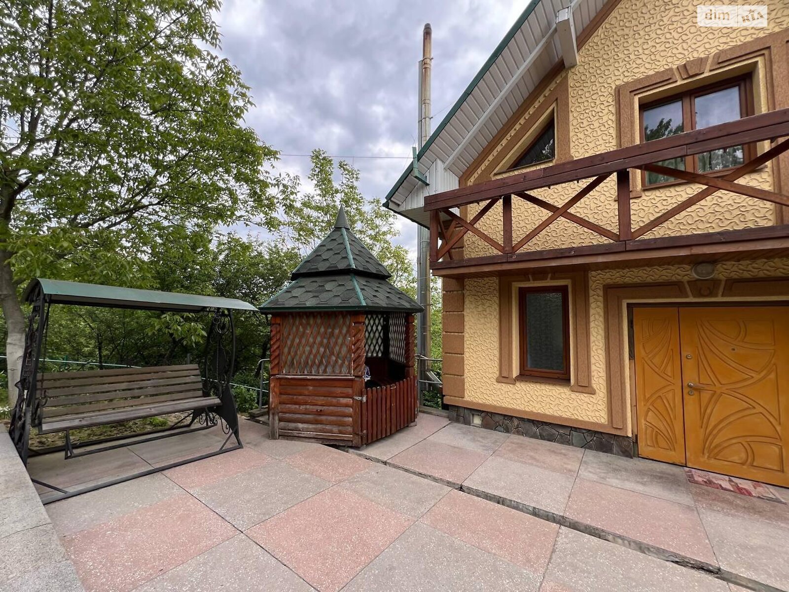 двухэтажный дом беседка, 178.5 кв. м, кирпич. Продажа в Черновцах район Роша фото 1 двухэтажный дом беседка, 178.5 кв. м, кирпич. Продажа в Черновцах район Роша фото 1