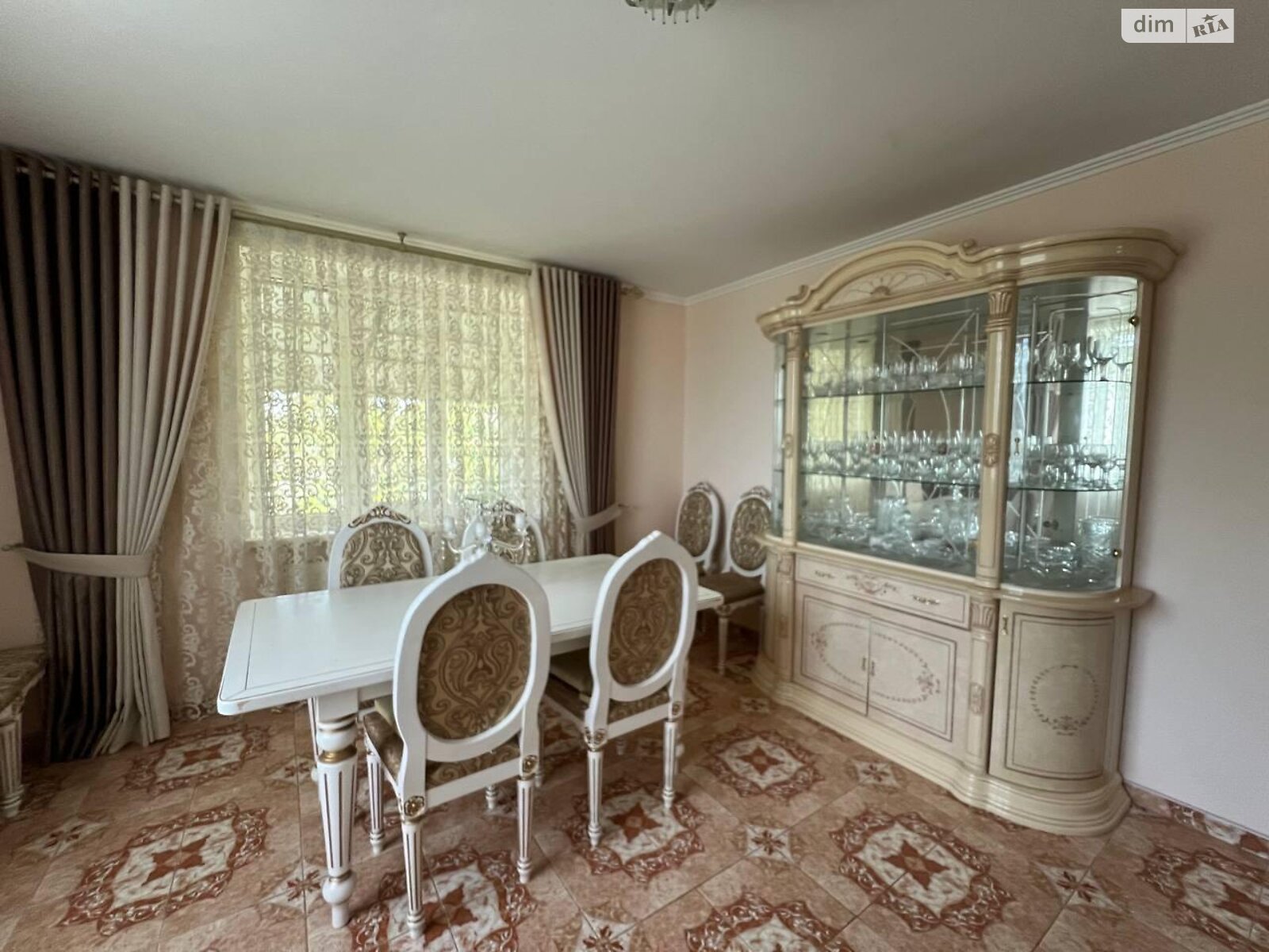 двухэтажный дом беседка, 178.5 кв. м, кирпич. Продажа в Черновцах район Роша фото 1 двухэтажный дом беседка, 178.5 кв. м, кирпич. Продажа в Черновцах район Роша фото 1