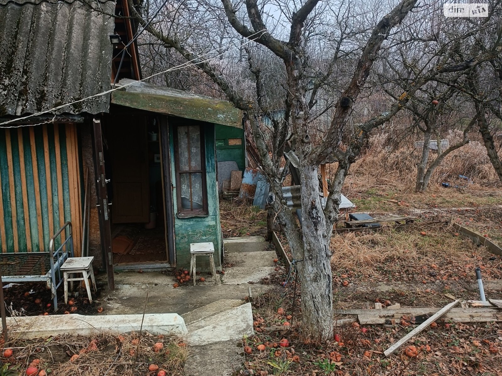 одноповерховий будинок, 15 кв. м, дерево та цегла. Продаж в Чернівцях, район Роша фото 1