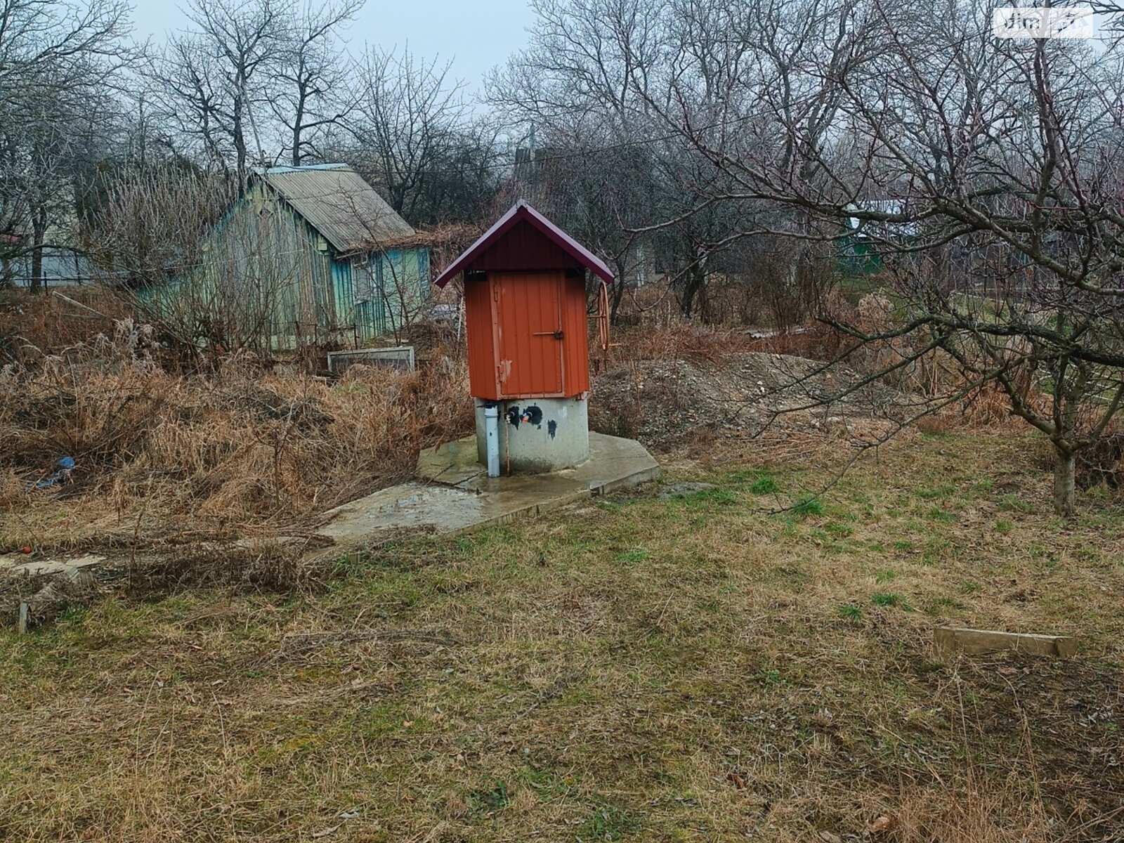 одноповерховий будинок, 15 кв. м, дерево та цегла. Продаж в Чернівцях, район Роша фото 1