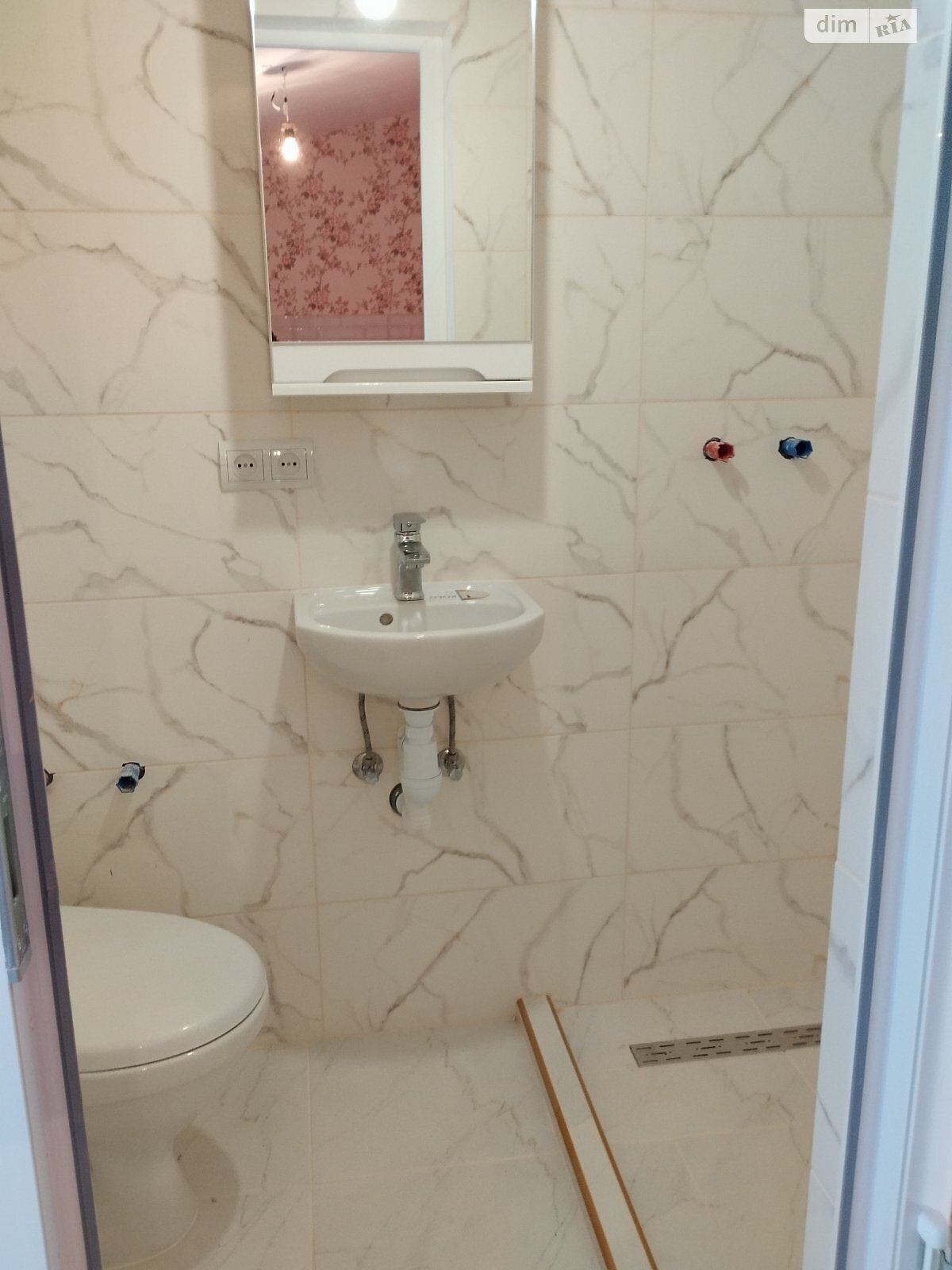одноэтажный дом, 34 кв. м, кирпич. Продажа в Черновцах район Роша фото 1 одноэтажный дом, 34 кв. м, кирпич. Продажа в Черновцах район Роша фото 1