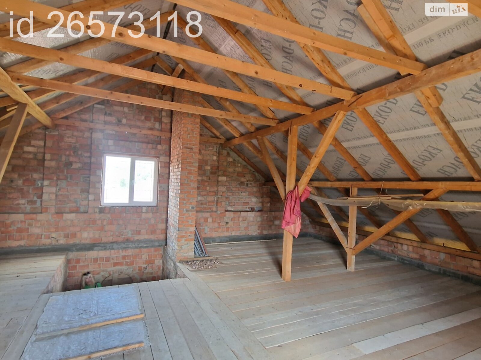 чотириповерховий будинок з гаражем, 195 кв. м, цегла. Продаж в Чернівцях, район Садгора фото 1 чотириповерховий будинок з гаражем, 195 кв. м, цегла. Продаж в Чернівцях, район Садгора фото 1