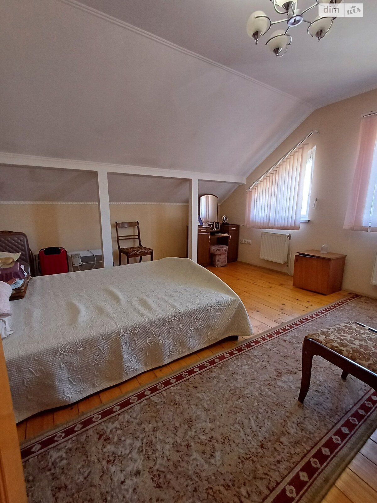 двухэтажный дом с гаражом, 115 кв. м, кирпич. Продажа в Черновцах район Садгора фото 1 двухэтажный дом с гаражом, 115 кв. м, кирпич. Продажа в Черновцах район Садгора фото 1