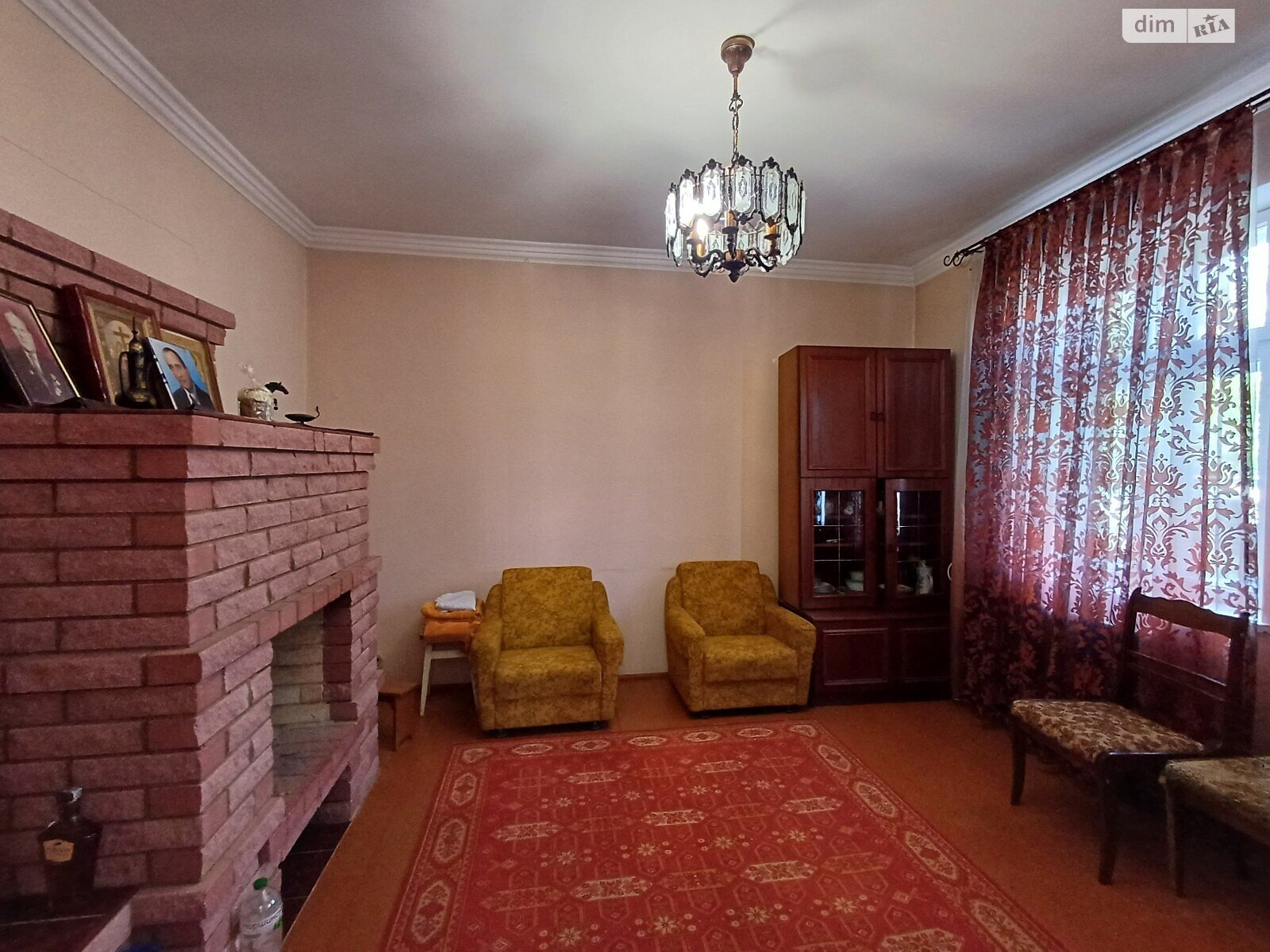 двухэтажный дом с гаражом, 115 кв. м, кирпич. Продажа в Черновцах район Садгора фото 1 двухэтажный дом с гаражом, 115 кв. м, кирпич. Продажа в Черновцах район Садгора фото 1