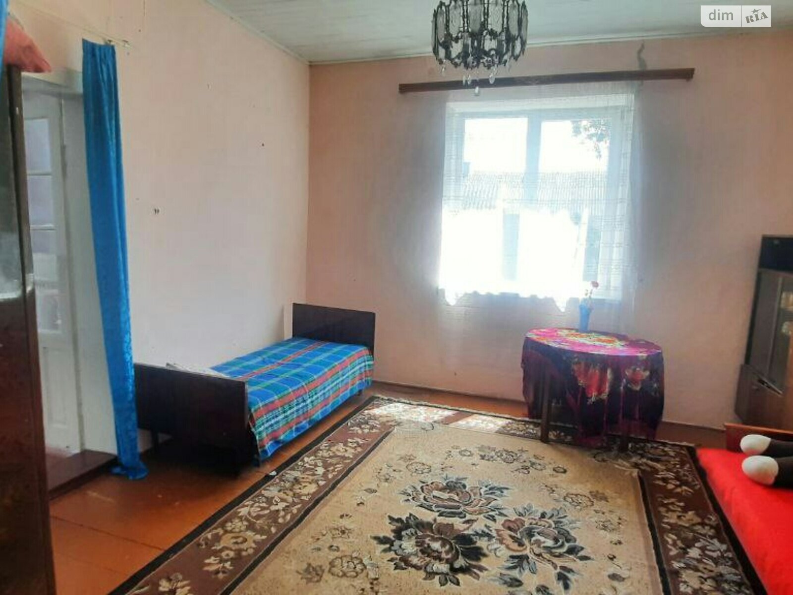 одноэтажный дом, 92 кв. м, кирпич. Продажа в Черновцах район Садгорский фото 1 одноэтажный дом, 92 кв. м, кирпич. Продажа в Черновцах район Садгорский фото 1
