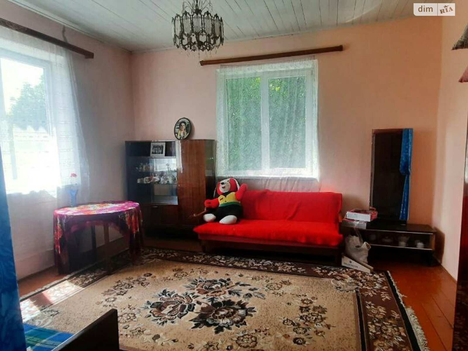 одноэтажный дом, 92 кв. м, кирпич. Продажа в Черновцах район Садгорский фото 1 одноэтажный дом, 92 кв. м, кирпич. Продажа в Черновцах район Садгорский фото 1