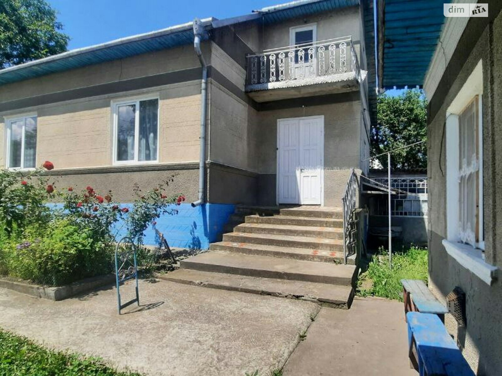 одноэтажный дом, 92 кв. м, кирпич. Продажа в Черновцах район Садгорский фото 1 одноэтажный дом, 92 кв. м, кирпич. Продажа в Черновцах район Садгорский фото 1