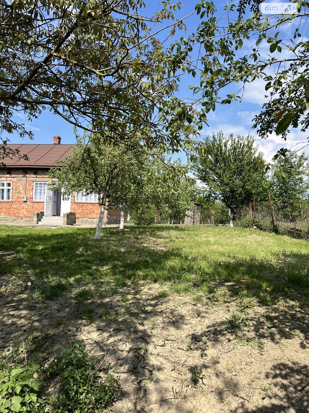 одноэтажный дом, 64 кв. м, кирпич. Продажа в Черновцах район Садгорский фото 1 одноэтажный дом, 64 кв. м, кирпич. Продажа в Черновцах район Садгорский фото 1