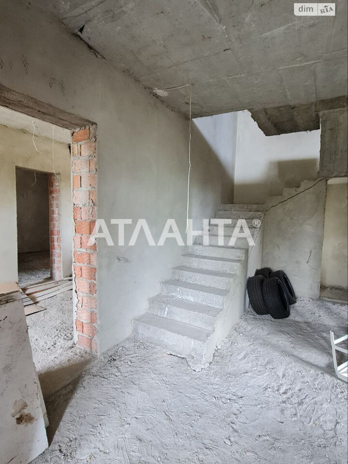 двоповерховий будинок бесідка, 216.8 кв. м, кирпич. Продаж в Чернівцях, район Садгірський фото 1 двоповерховий будинок бесідка, 216.8 кв. м, кирпич. Продаж в Чернівцях, район Садгірський фото 1