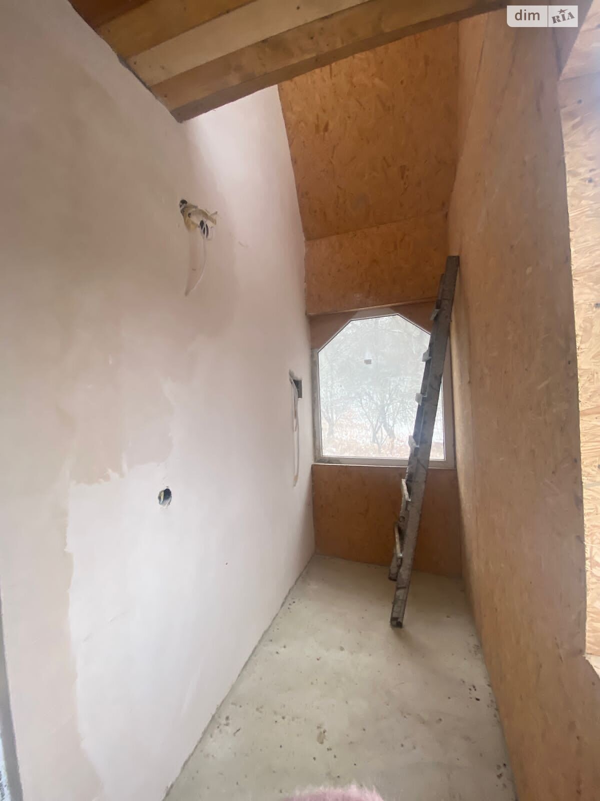 трехэтажный дом с мансардой, 95 кв. м, кирпич. Продажа в Черновцах район Садгорский фото 1 трехэтажный дом с мансардой, 95 кв. м, кирпич. Продажа в Черновцах район Садгорский фото 1