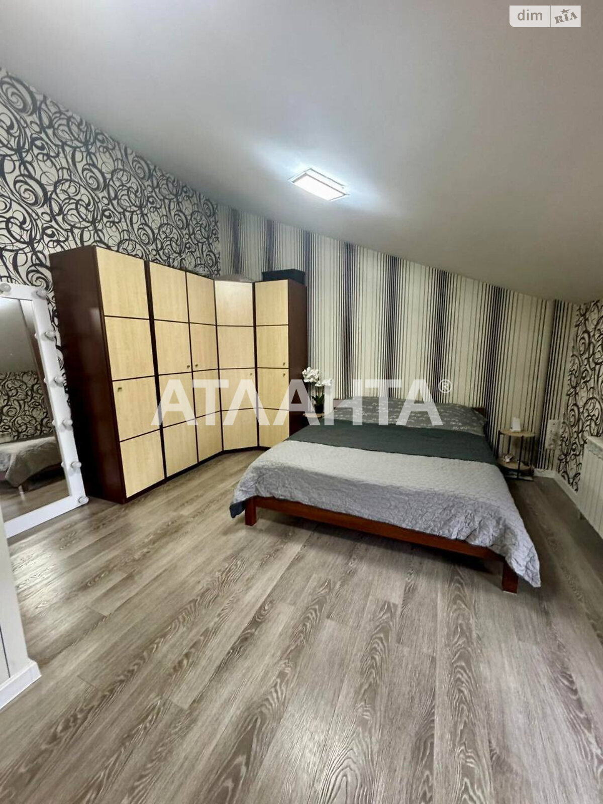 двухэтажный дом беседка, 116.8 кв. м, кирпич. Продажа в Черновцах район Шевченковский фото 1 двухэтажный дом беседка, 116.8 кв. м, кирпич. Продажа в Черновцах район Шевченковский фото 1