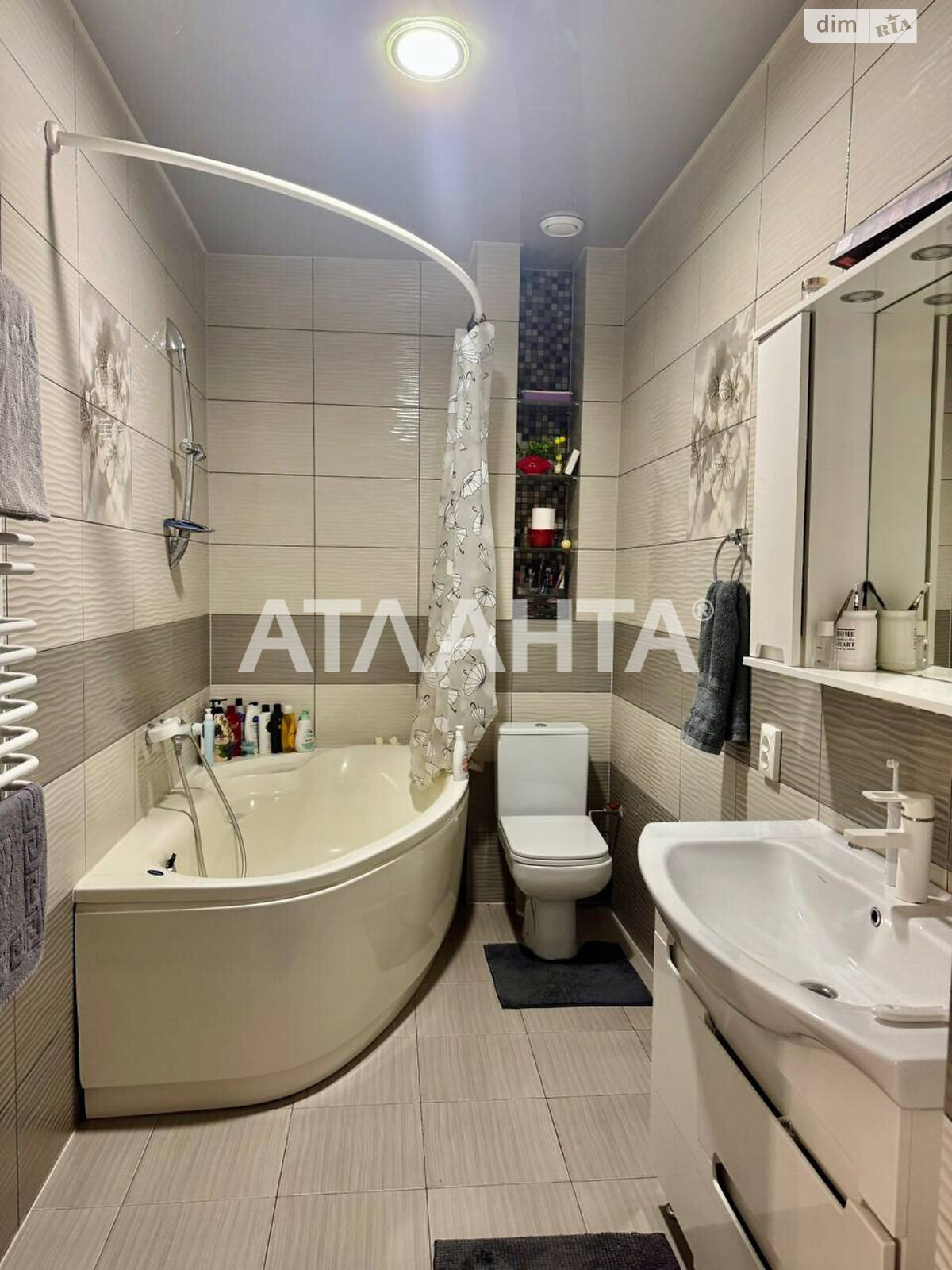 двухэтажный дом беседка, 116.8 кв. м, кирпич. Продажа в Черновцах район Шевченковский фото 1 двухэтажный дом беседка, 116.8 кв. м, кирпич. Продажа в Черновцах район Шевченковский фото 1