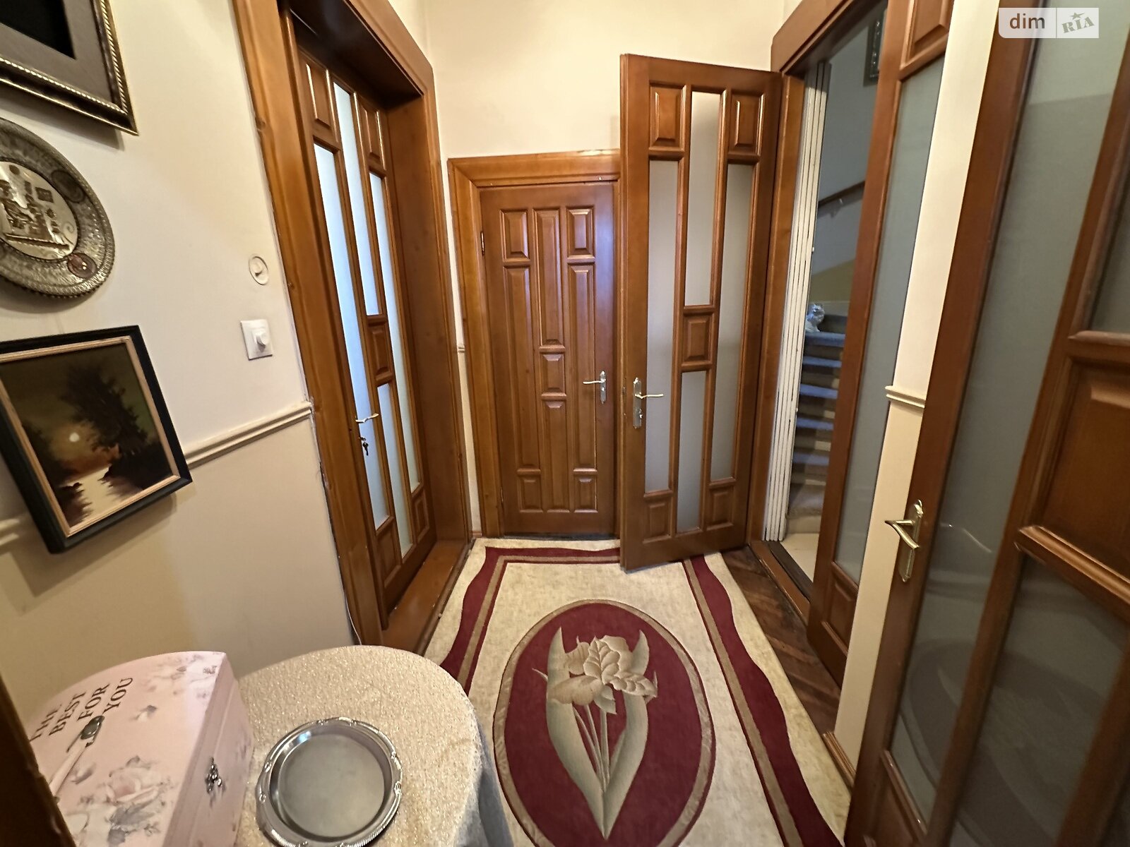 двухэтажный дом с гаражом, 212 кв. м, кирпич. Продажа в Черновцах район Шевченковский фото 1 двухэтажный дом с гаражом, 212 кв. м, кирпич. Продажа в Черновцах район Шевченковский фото 1