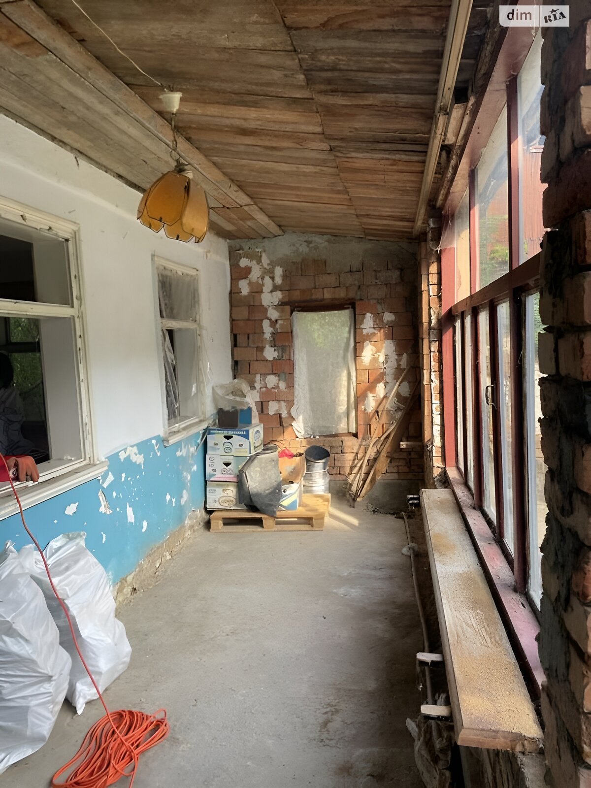 одноэтажный дом, 60 кв. м, дерево и кирпич. Продажа в Черновцах район Шевченковский фото 1 одноэтажный дом, 60 кв. м, дерево и кирпич. Продажа в Черновцах район Шевченковский фото 1