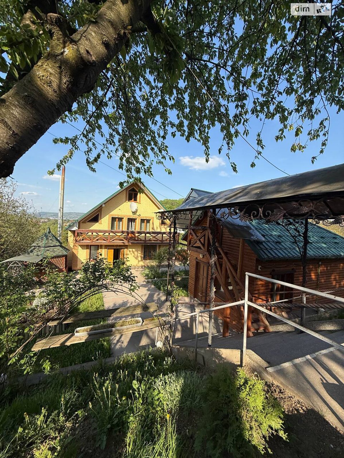 двоповерховий будинок, 182 кв. м, цегла. Продаж в Чернівцях, район Шевченківський фото 1 двоповерховий будинок, 182 кв. м, цегла. Продаж в Чернівцях, район Шевченківський фото 1