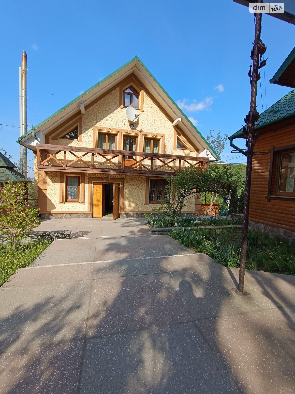 двоповерховий будинок, 182 кв. м, цегла. Продаж в Чернівцях, район Шевченківський фото 1 двоповерховий будинок, 182 кв. м, цегла. Продаж в Чернівцях, район Шевченківський фото 1