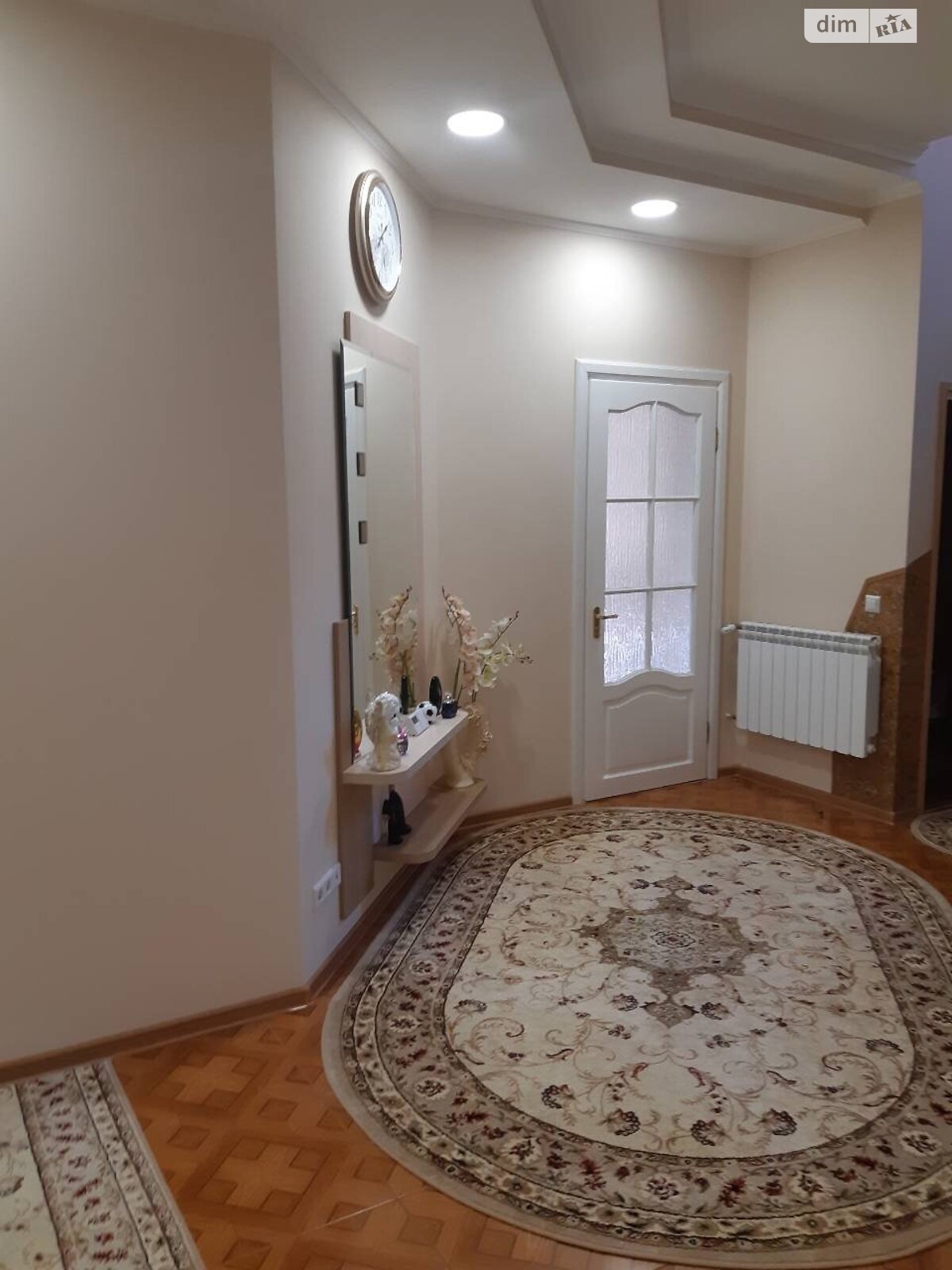 двоповерховий будинок з верандою, 470 кв. м, цегла. Продаж в Чернівцях, район Шевченківський фото 1 двоповерховий будинок з верандою, 470 кв. м, цегла. Продаж в Чернівцях, район Шевченківський фото 1