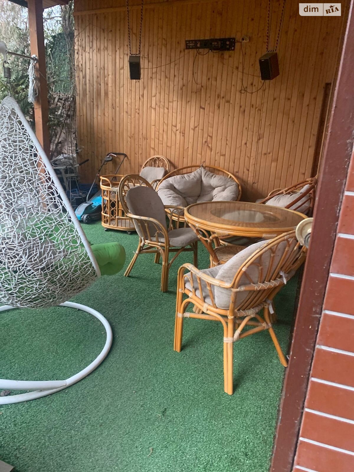 двоповерховий будинок з верандою, 470 кв. м, цегла. Продаж в Чернівцях, район Шевченківський фото 1 двоповерховий будинок з верандою, 470 кв. м, цегла. Продаж в Чернівцях, район Шевченківський фото 1