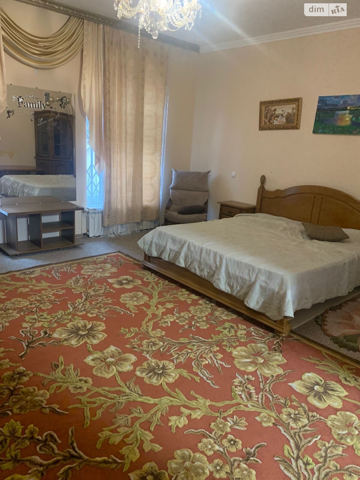 двоповерховий будинок з верандою, 470 кв. м, цегла. Продаж в Чернівцях, район Шевченківський фото 1 двоповерховий будинок з верандою, 470 кв. м, цегла. Продаж в Чернівцях, район Шевченківський фото 1