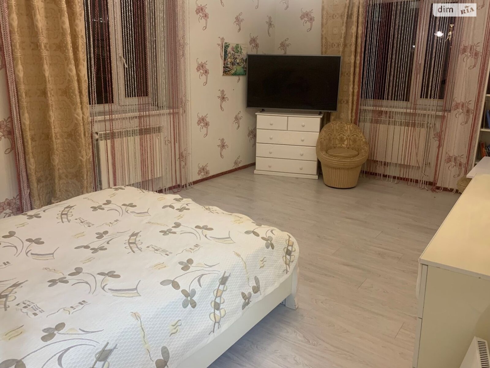 двоповерховий будинок з верандою, 470 кв. м, цегла. Продаж в Чернівцях, район Шевченківський фото 1 двоповерховий будинок з верандою, 470 кв. м, цегла. Продаж в Чернівцях, район Шевченківський фото 1