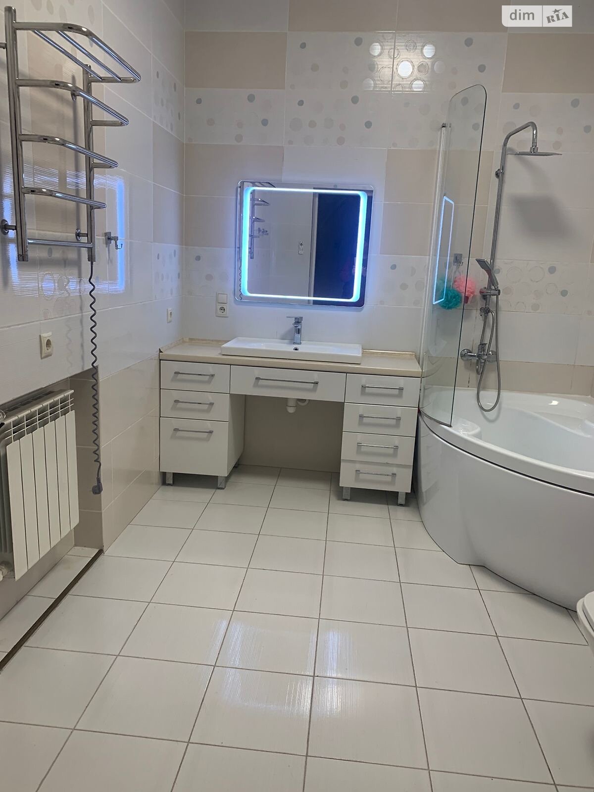 двоповерховий будинок з верандою, 470 кв. м, цегла. Продаж в Чернівцях, район Шевченківський фото 1 двоповерховий будинок з верандою, 470 кв. м, цегла. Продаж в Чернівцях, район Шевченківський фото 1