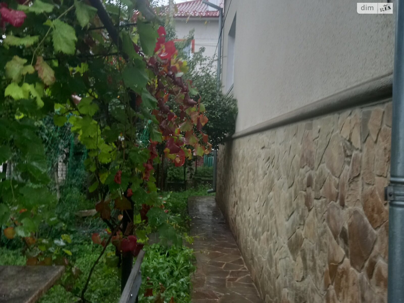 одноэтажный дом с гаражом, 240 кв. м, кирпич. Продажа в Черновцах район Шевченковский фото 1 одноэтажный дом с гаражом, 240 кв. м, кирпич. Продажа в Черновцах район Шевченковский фото 1