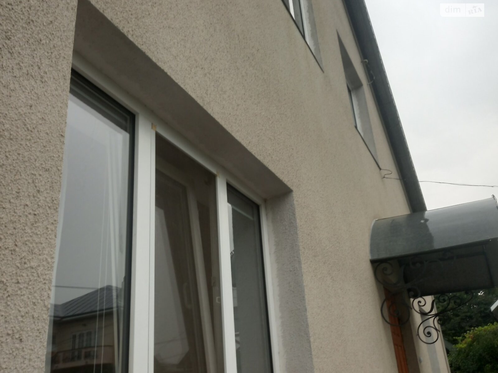 одноэтажный дом с гаражом, 240 кв. м, кирпич. Продажа в Черновцах район Шевченковский фото 1 одноэтажный дом с гаражом, 240 кв. м, кирпич. Продажа в Черновцах район Шевченковский фото 1