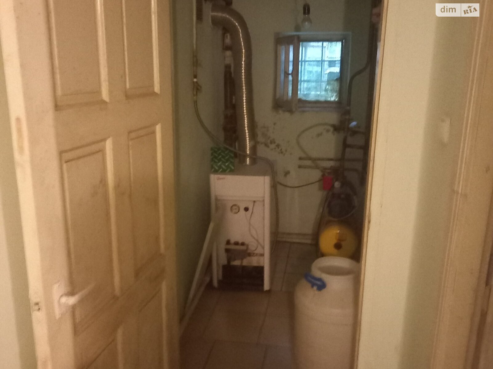 одноэтажный дом с гаражом, 240 кв. м, кирпич. Продажа в Черновцах район Шевченковский фото 1 одноэтажный дом с гаражом, 240 кв. м, кирпич. Продажа в Черновцах район Шевченковский фото 1