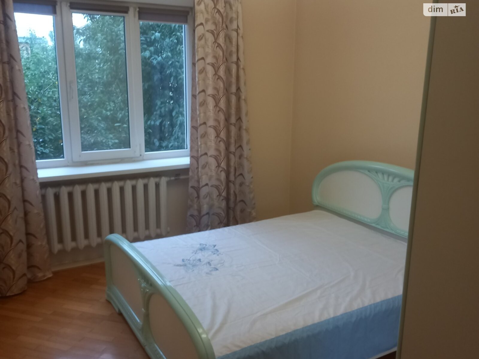 одноэтажный дом с гаражом, 240 кв. м, кирпич. Продажа в Черновцах район Шевченковский фото 1 одноэтажный дом с гаражом, 240 кв. м, кирпич. Продажа в Черновцах район Шевченковский фото 1