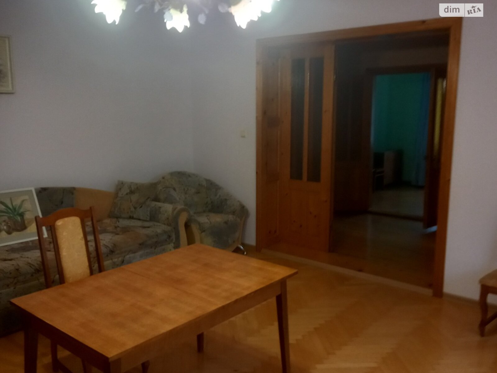 одноэтажный дом с гаражом, 240 кв. м, кирпич. Продажа в Черновцах район Шевченковский фото 1 одноэтажный дом с гаражом, 240 кв. м, кирпич. Продажа в Черновцах район Шевченковский фото 1