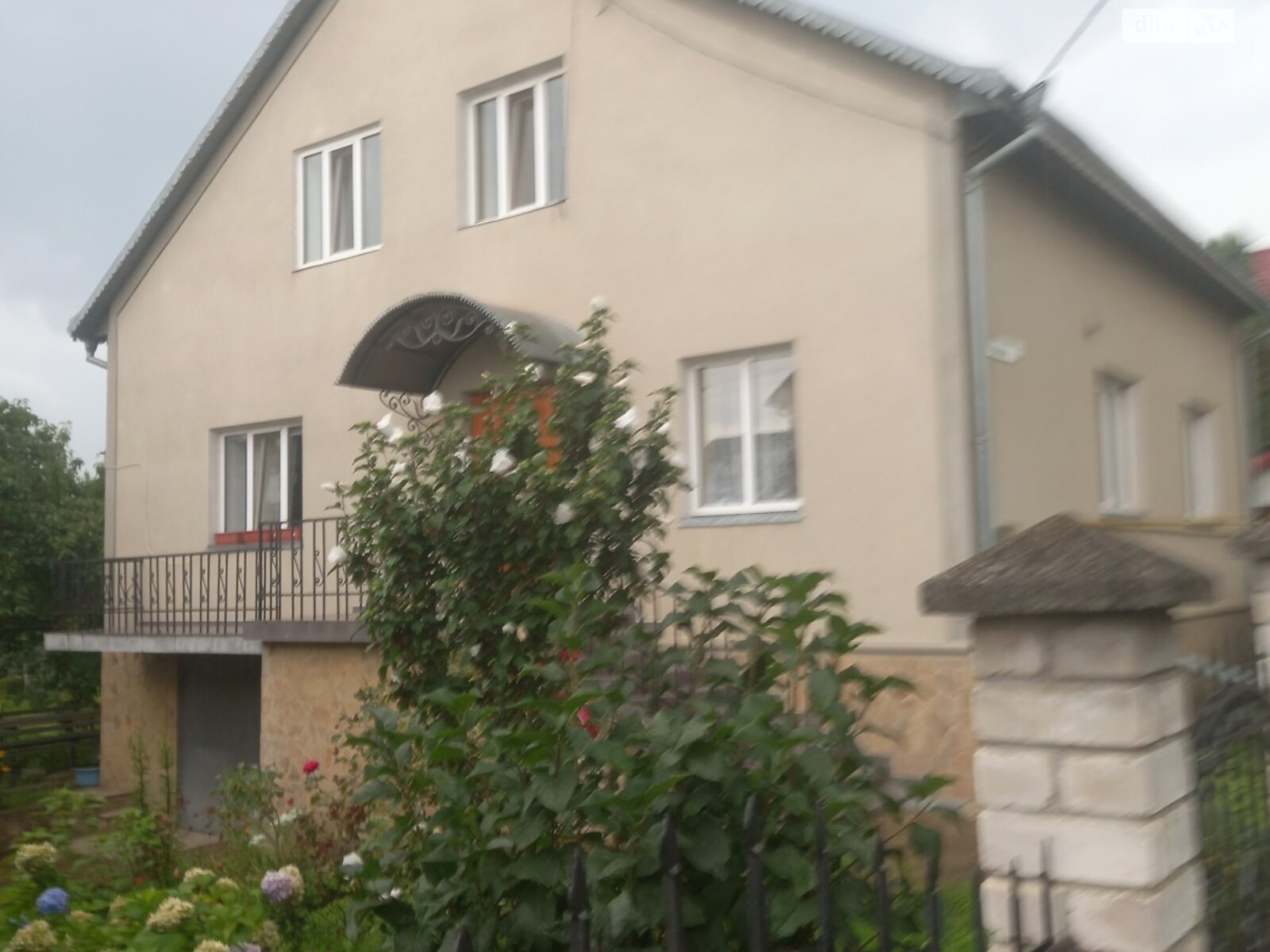 одноэтажный дом с гаражом, 240 кв. м, кирпич. Продажа в Черновцах район Шевченковский фото 1 одноэтажный дом с гаражом, 240 кв. м, кирпич. Продажа в Черновцах район Шевченковский фото 1