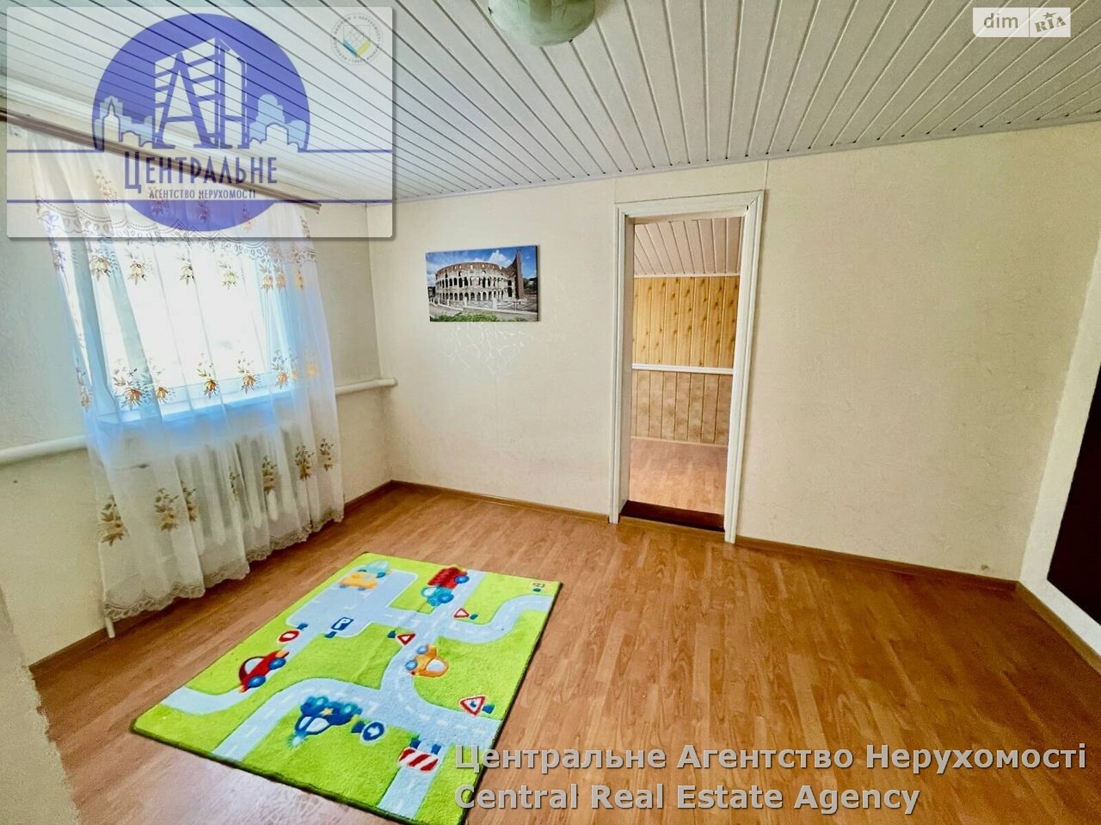 двухэтажный дом с гаражом, 143 кв. м, кирпич. Продажа в Черновцах фото 1