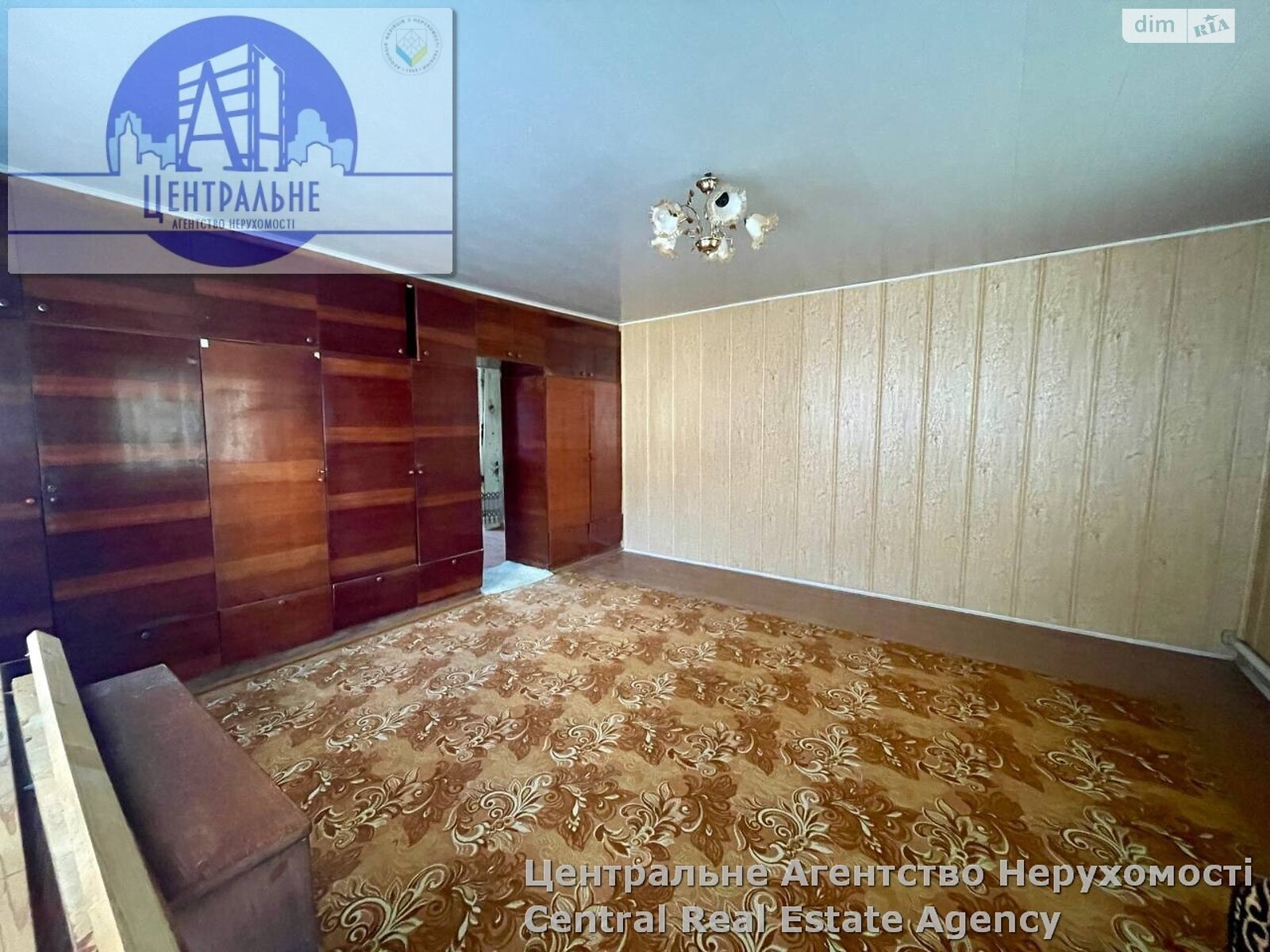 двухэтажный дом с гаражом, 143 кв. м, кирпич. Продажа в Черновцах фото 1