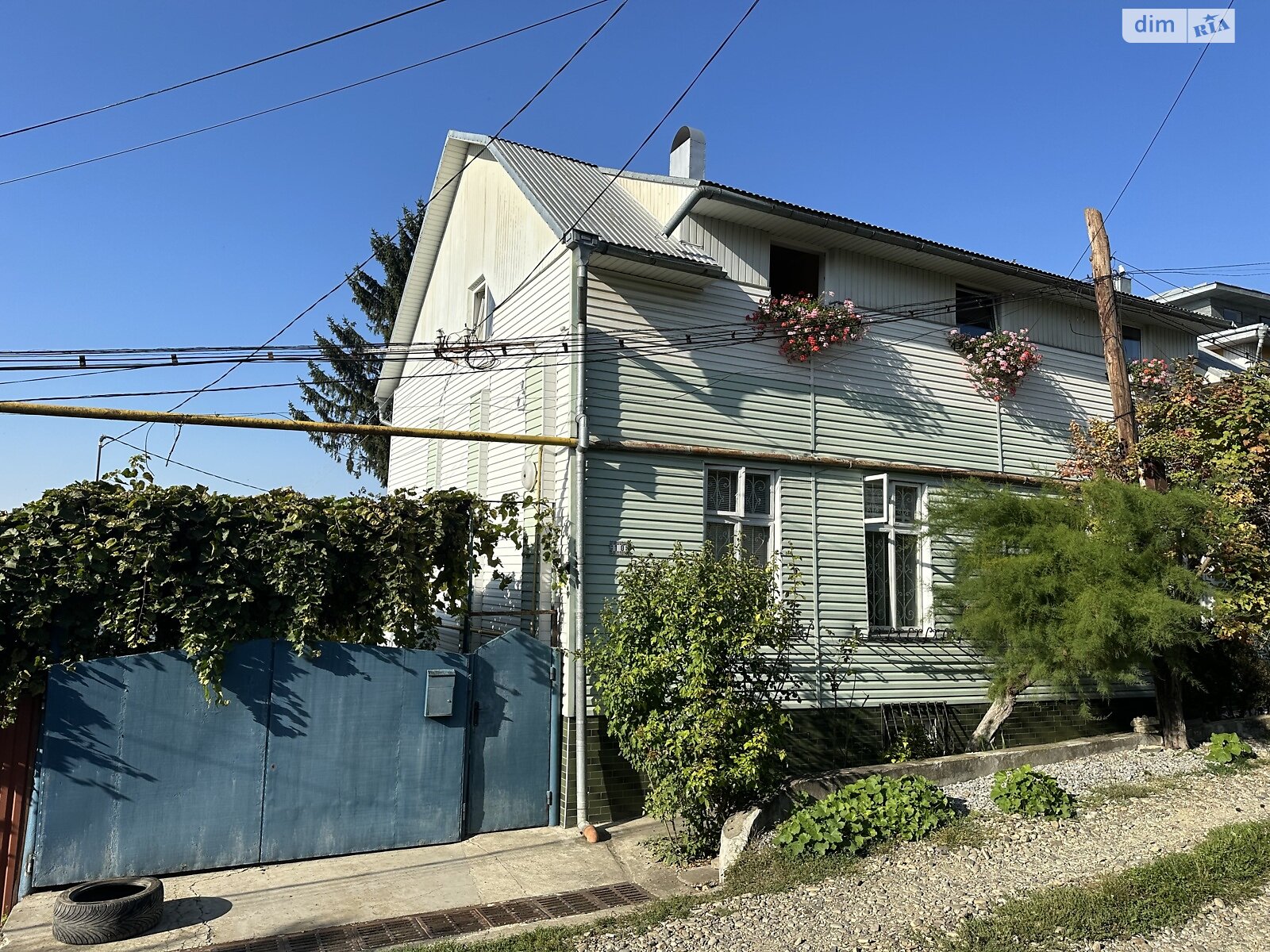 двухэтажный дом с гаражом, 223 кв. м, кирпич. Продажа в Черновцах район Центр фото 1