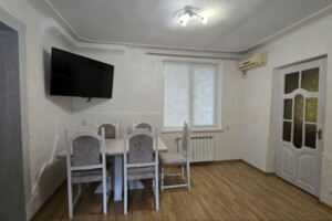 одноэтажный дом, 43 кв. м, кирпич. Продажа в Черновцах район Центр фото 2