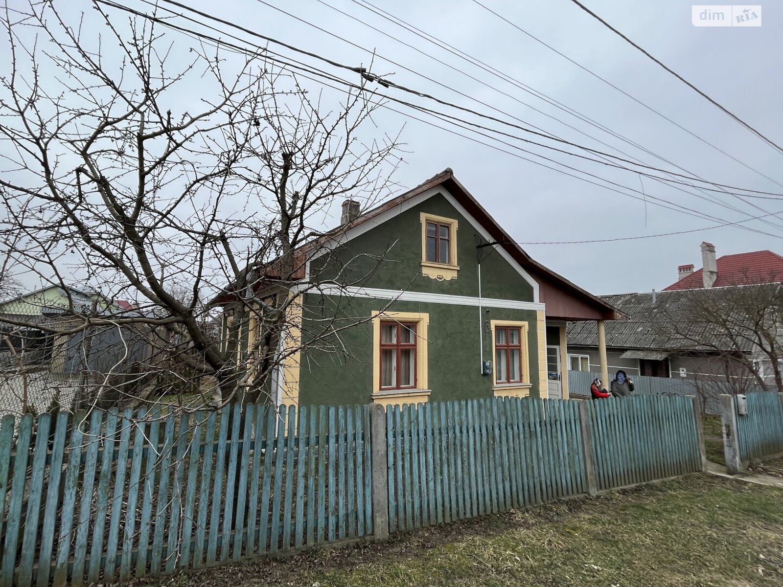 одноэтажный дом с отоплением, 70 кв. м, кирпич. Продажа в Черновцах район Центр фото 1 одноэтажный дом с отоплением, 70 кв. м, кирпич. Продажа в Черновцах район Центр фото 1