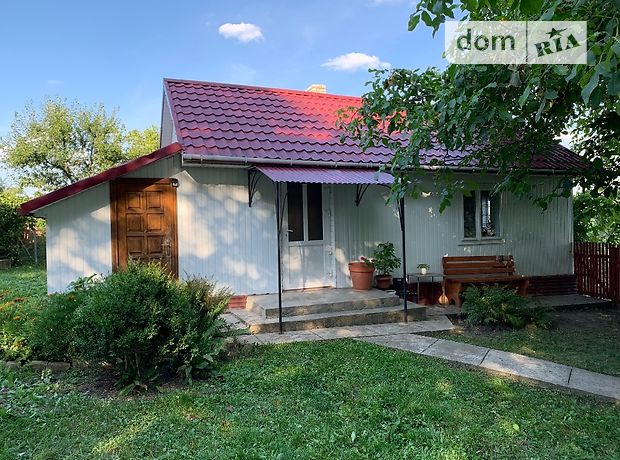 одноэтажный дом с садом, 40 кв. м, кирпич. Продажа в Черновцах фото 1 одноэтажный дом с садом, 40 кв. м, кирпич. Продажа в Черновцах фото 1